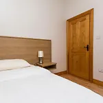 8 Aileach Apartment *