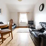 8 Aileach Apartment