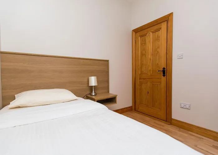 8 Aileach Appartement *